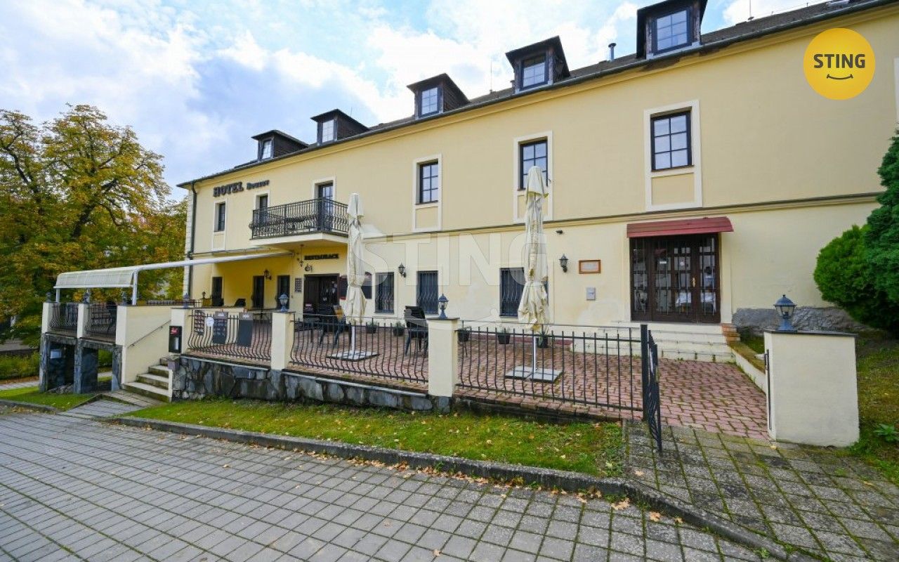Prodej ubytovací zařízení - Bouzov, 1 023 m²