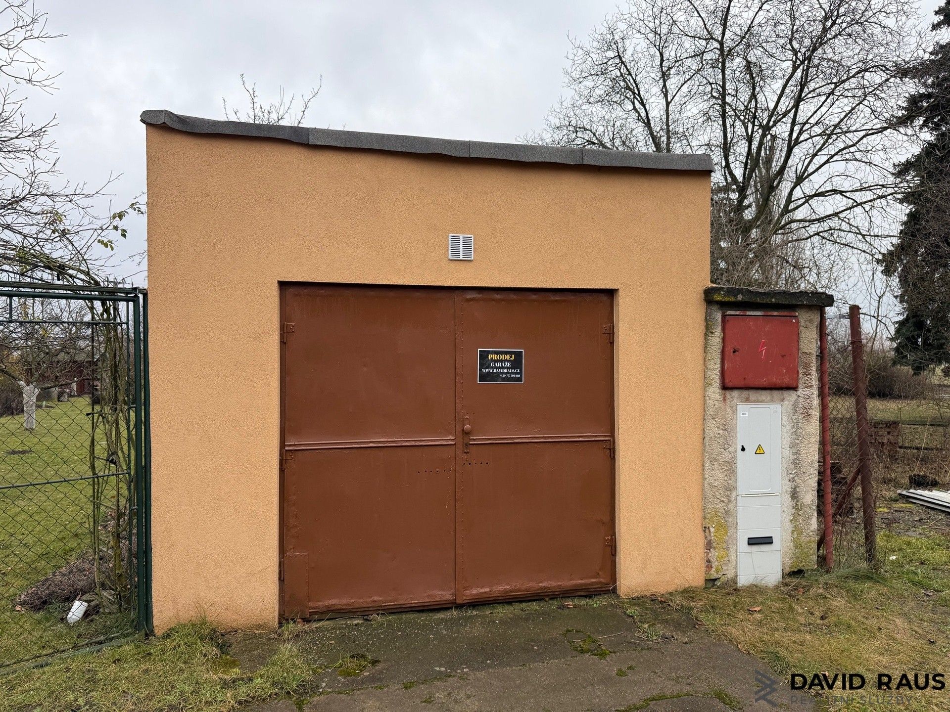 Garáže, Slatinka 433, Brno Slatina, 23 m² - 2