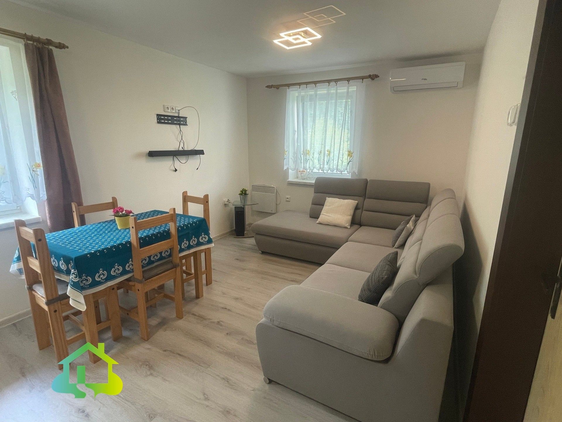 Prodej rodinný dům - Brné, Velké Poříčí, 90 m²