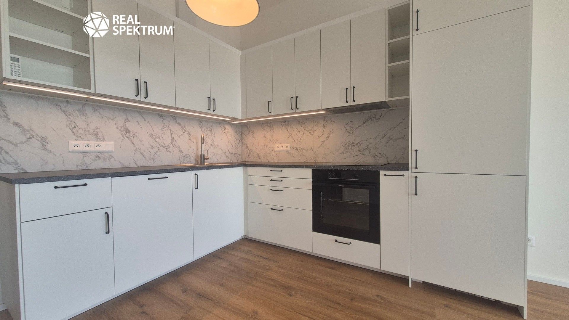 2+kk, Komárovská, Brno, 49 m² - 2