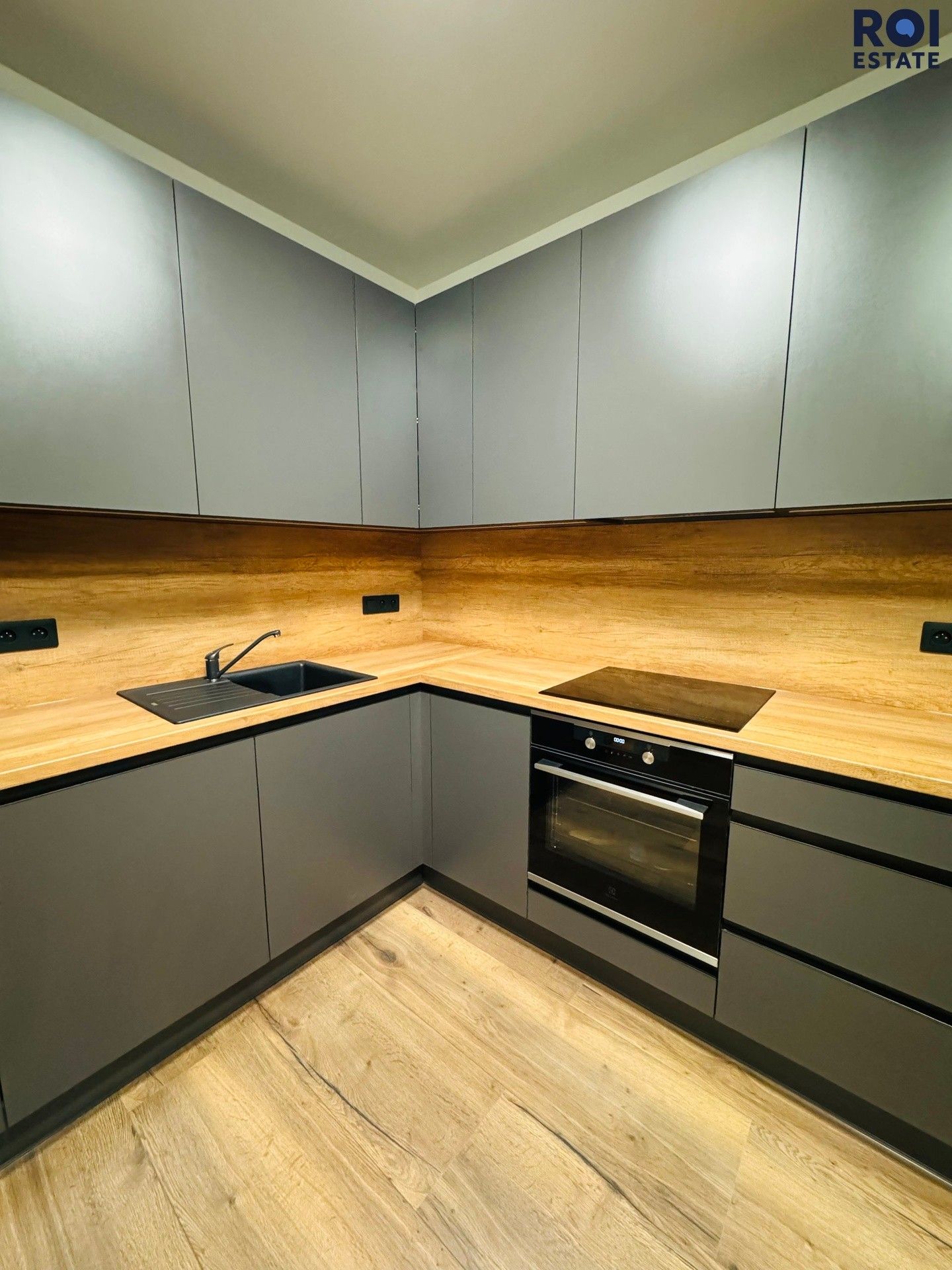 2+kk, Kolbenova, Praha, 63 m² - 1