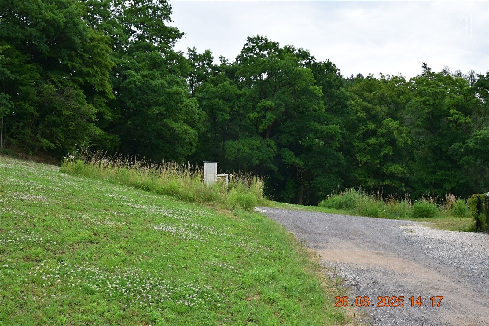 Prodej pozemek pro bydlení - Čapkova, Mnichovice