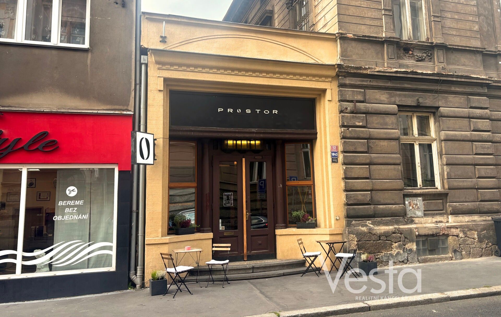 Obchodní prostory, 109 m²