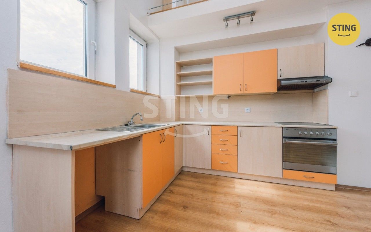 2+kk, Jana Palacha, Pardubice, 84 m² - 1