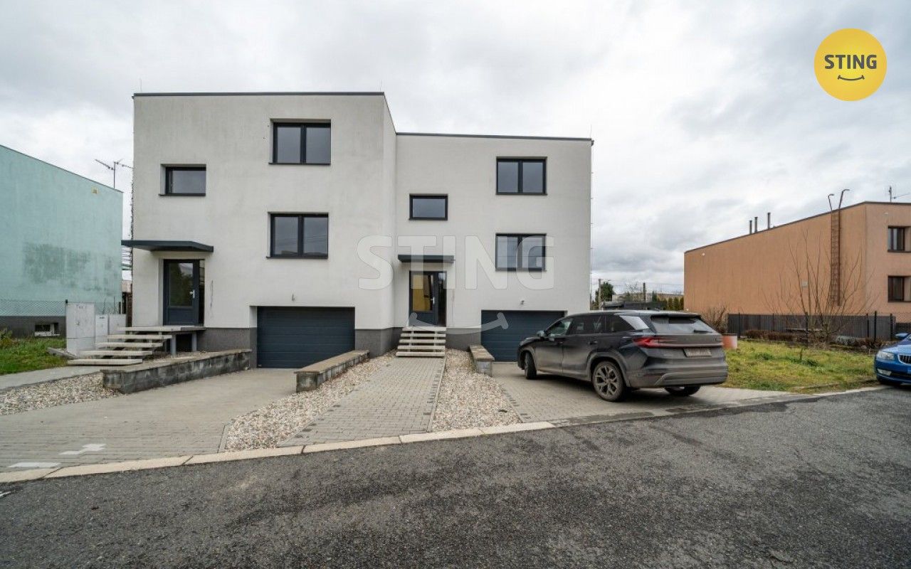 3+kk, Petrovice u Karviné, 151 m²