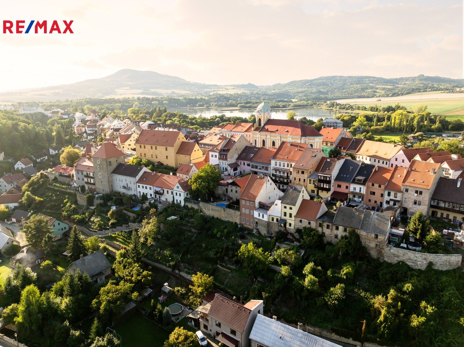 Prodej rodinný dům - Polské lidové armády, Úštěk, 500 m²