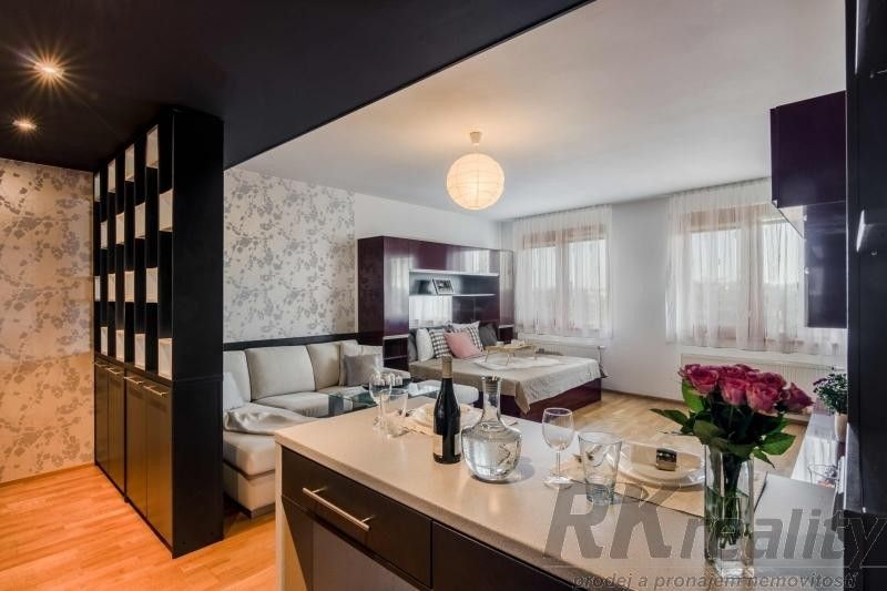 1+kk, Antala Staška, Praha, 45 m²