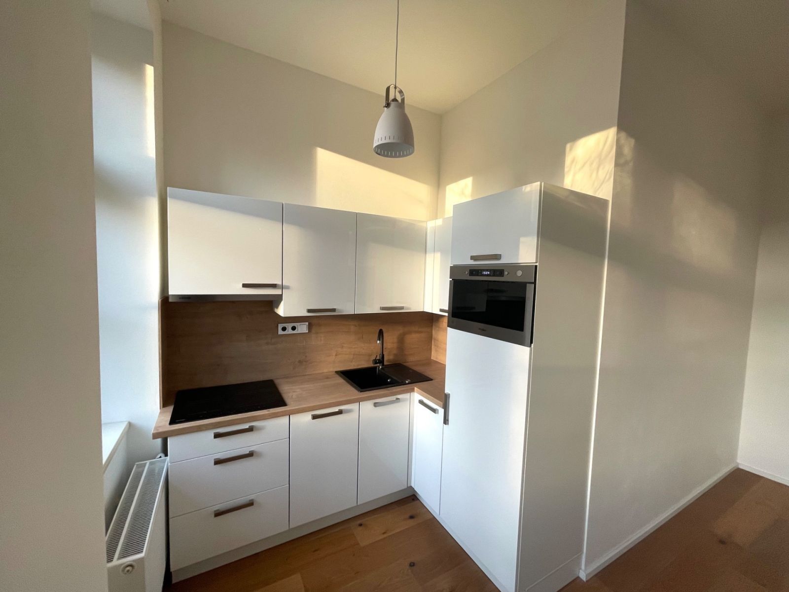 2+kk, Peckova, Praha - Karlín, 55 m² - 1