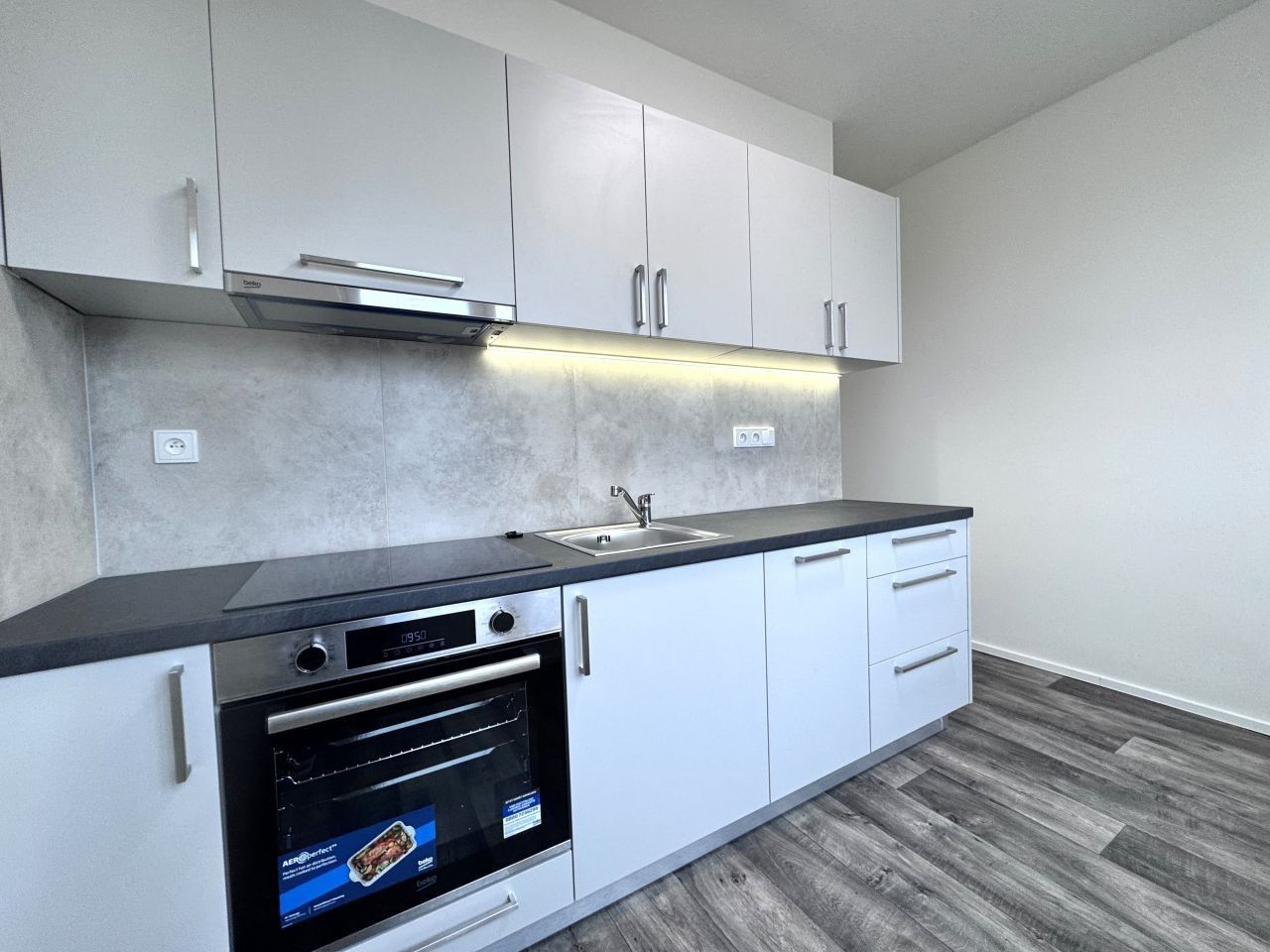 2+1, Výškovická, Ostrava, 55 m² - 2