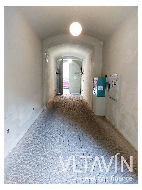 Nemovitost · 18 m² · Praha - Nové Město, okres Praha 2, Hlavní město Praha - 4