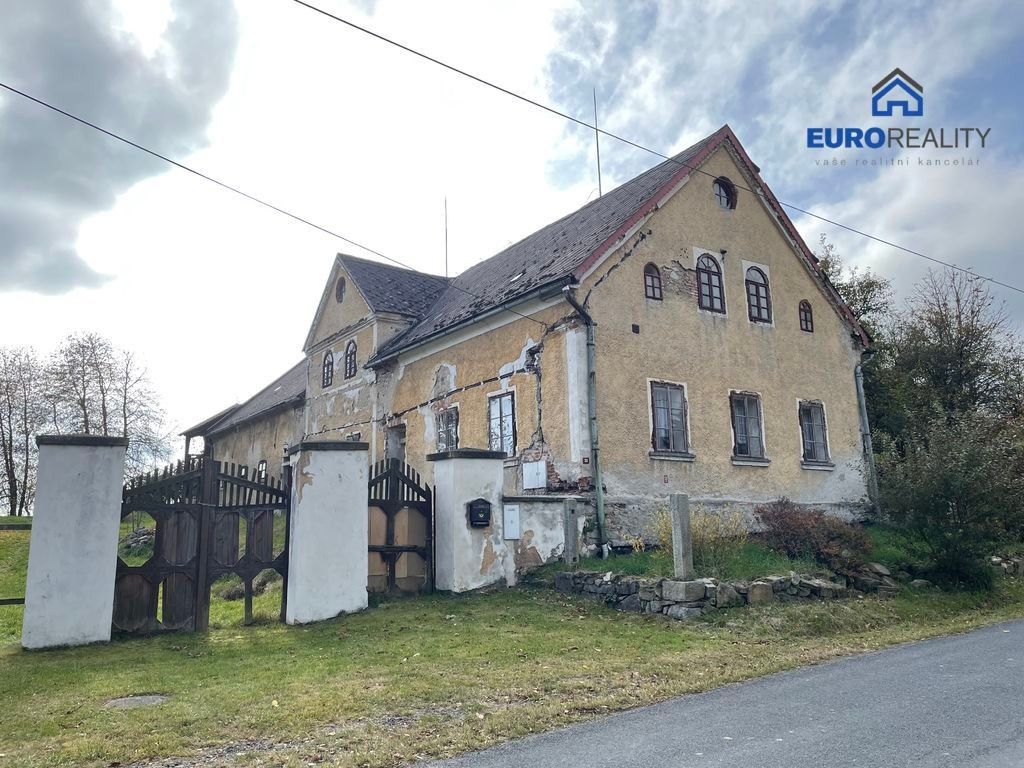 Prodej rodinný dům - Horní Jadruž, Chodský Újezd, 300 m²