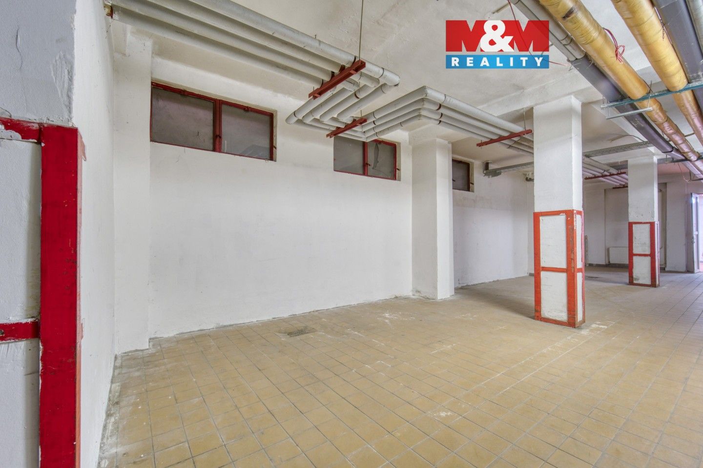 Sklady, Sousedská, Plzeň, 9 m²