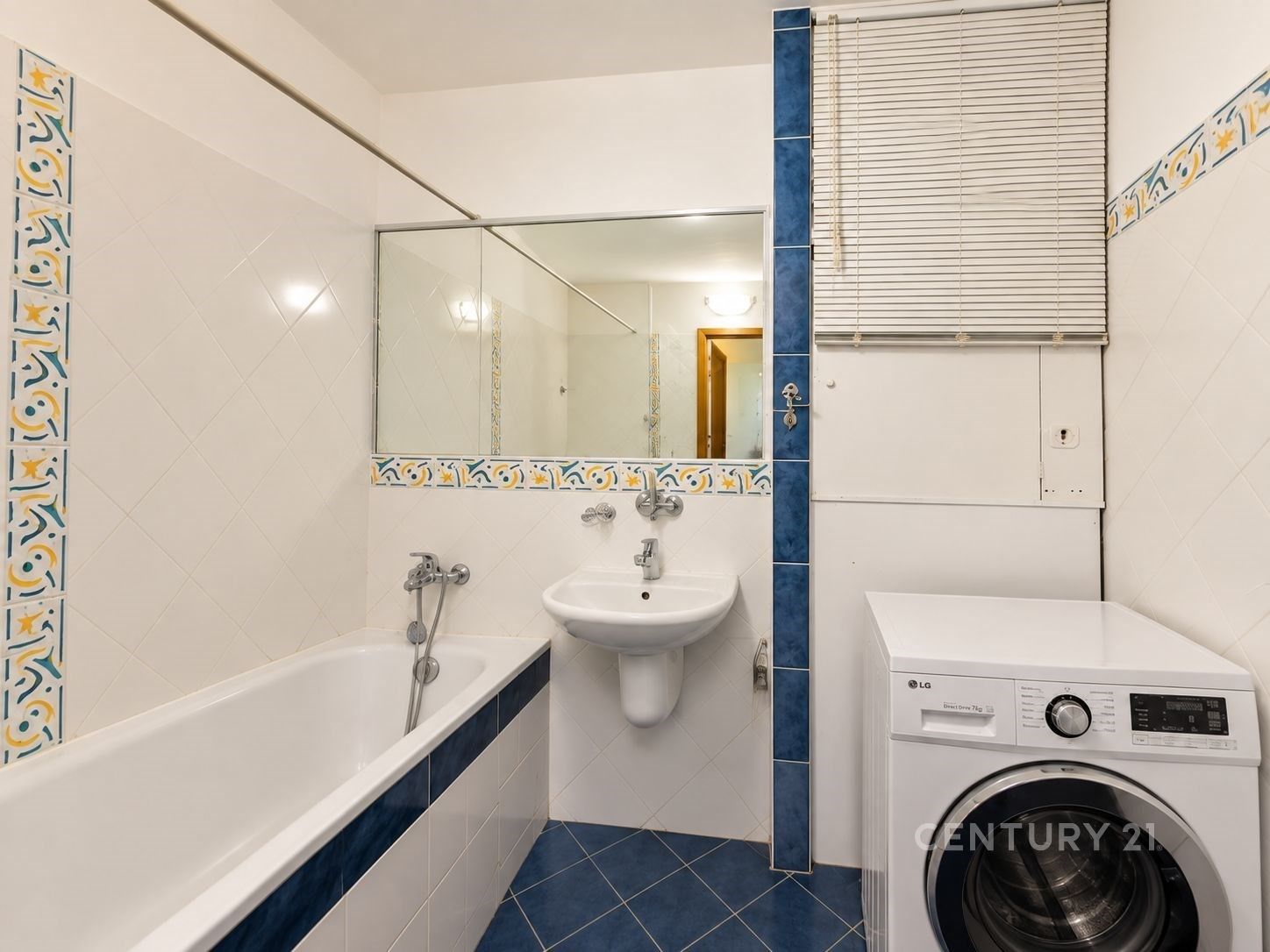 Prodej byt 3+1 - Moravská 665, Chropyně, 77 m² - 5