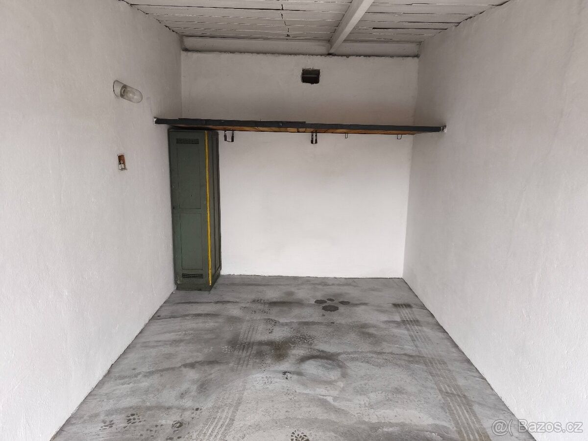 Prodej garáž - Velešín, 382 32