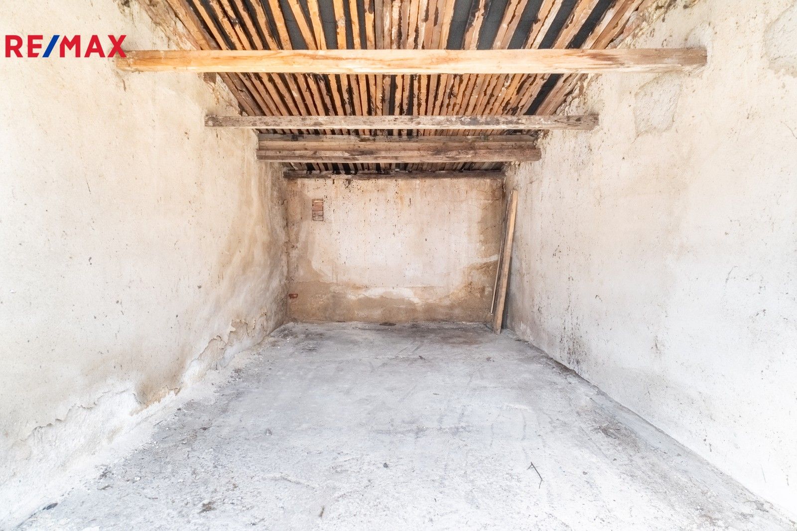 Prodej garáž - Praha, 19 m²