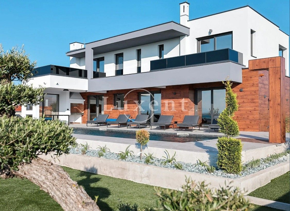 Rodinné domy, Privlaka, Chorvatsko, 300 m² - 1