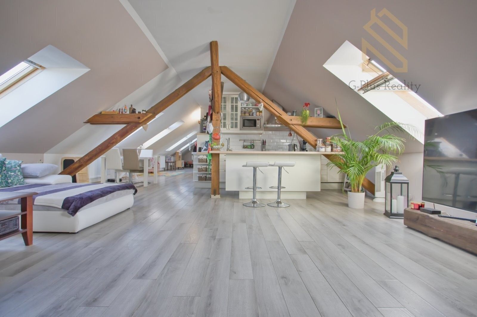 Rodinné domy, Razice, Hrobčice, 244 m²