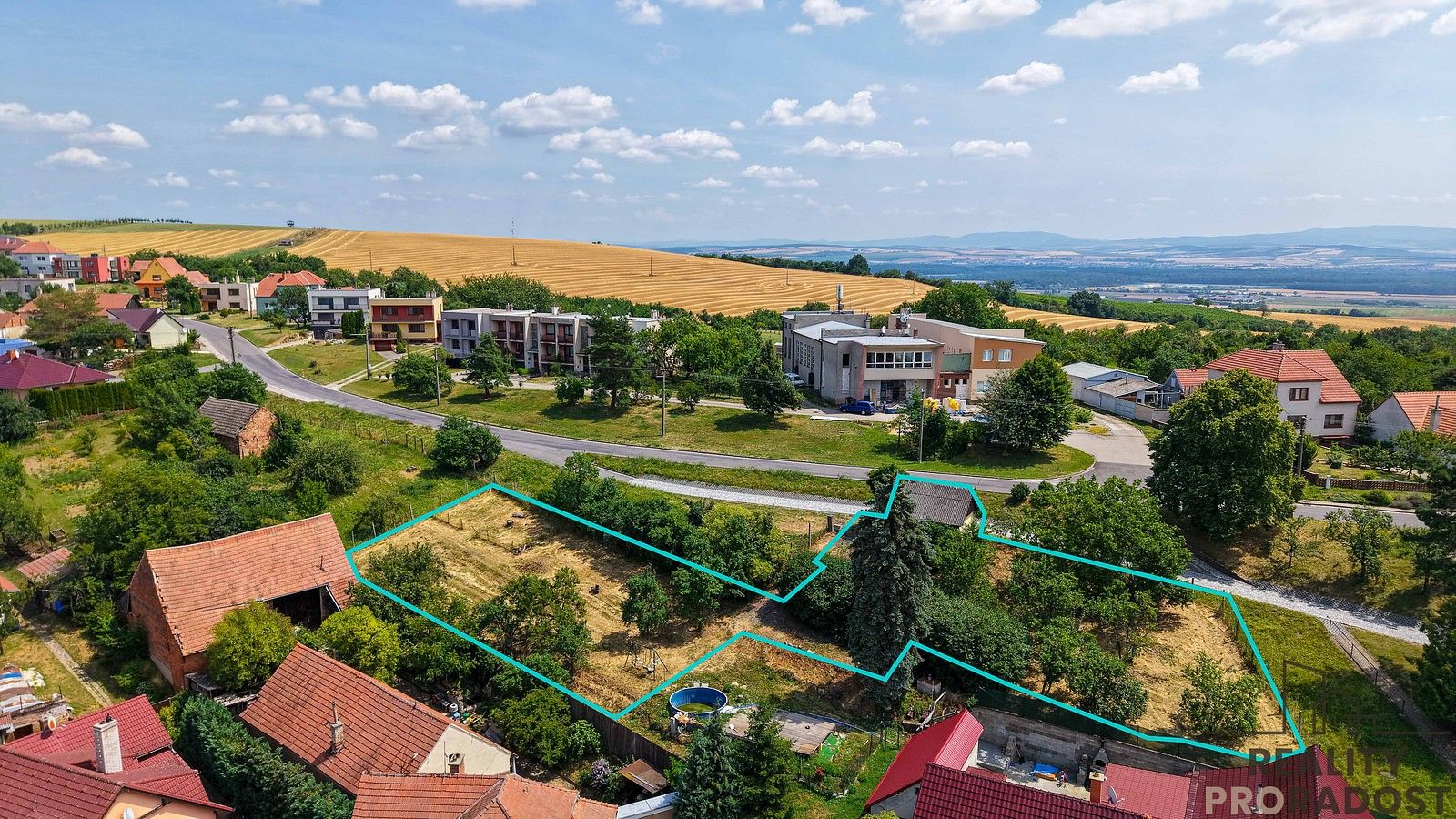 Prodej pozemek pro bydlení - Vážany, okres Uherské Hradiště, Zlínský kraj - 2