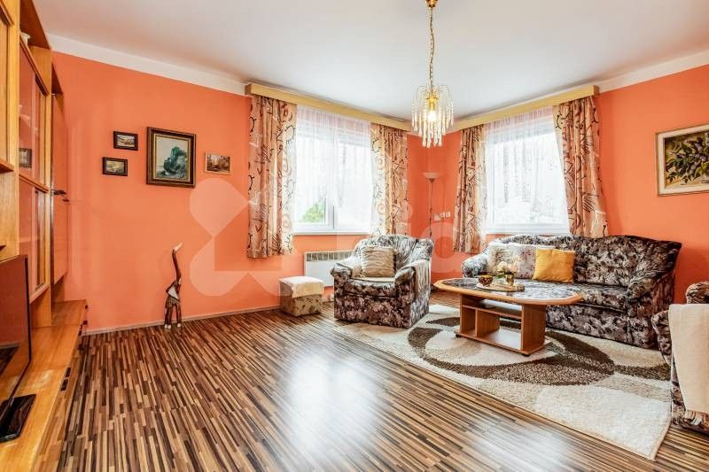 Prodej byt 3+1 - Horní, Hůry, 98 m²