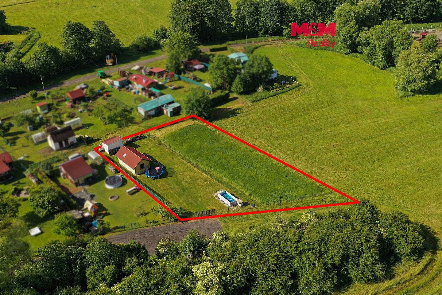 Louka, 1 093 m²