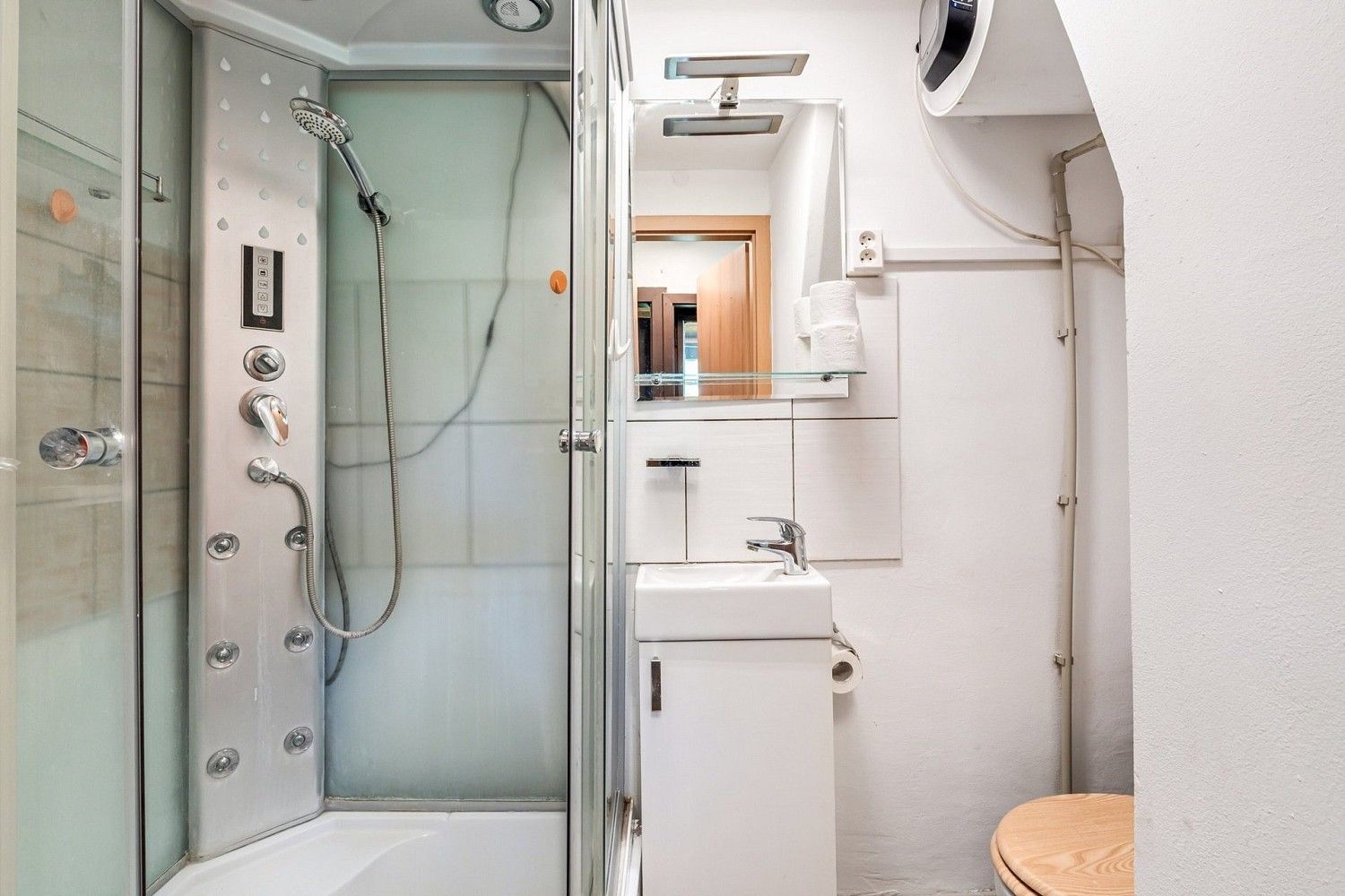 Chalupy, Praha - Lipence, okres Praha 16, Hlavní město Praha, 39 m² - 2