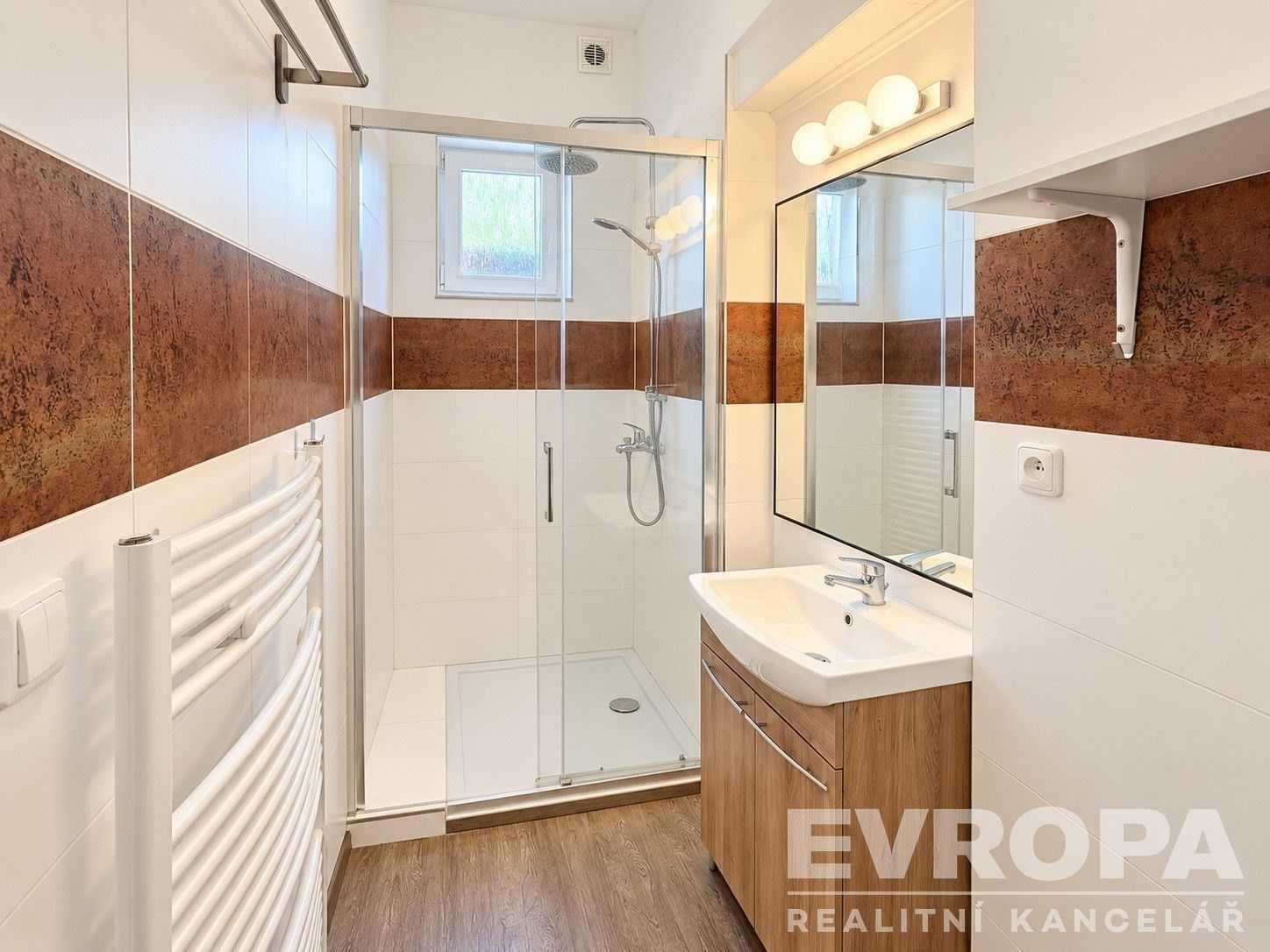 Byt 2+1 · 66 m² · Palackého náměstí 192, Nový Bor - 3