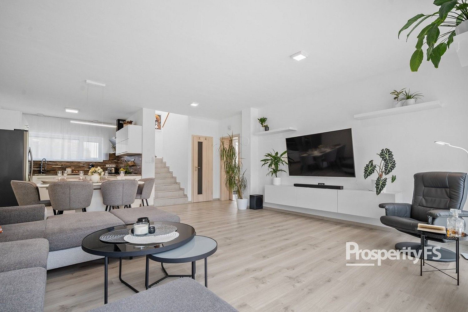 Prodej rodinný dům - Knínice, okres Blansko, 176 m² - 2