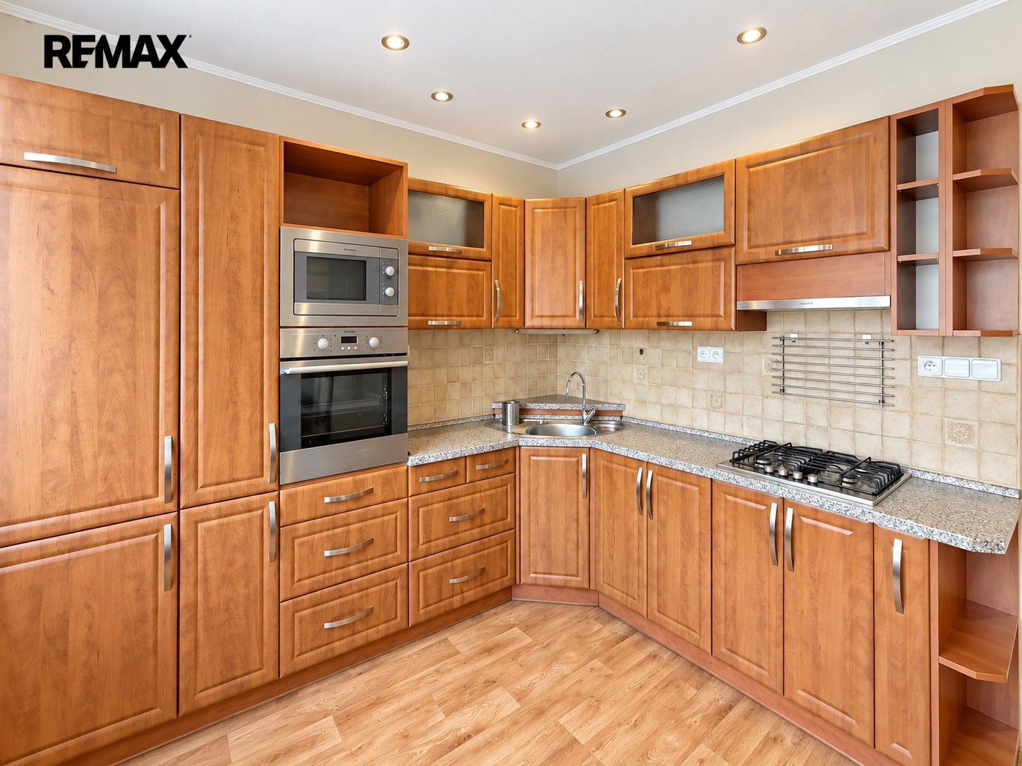 Byt 3+1 · 76 m² · Krátká 1648, Jirkov - 4