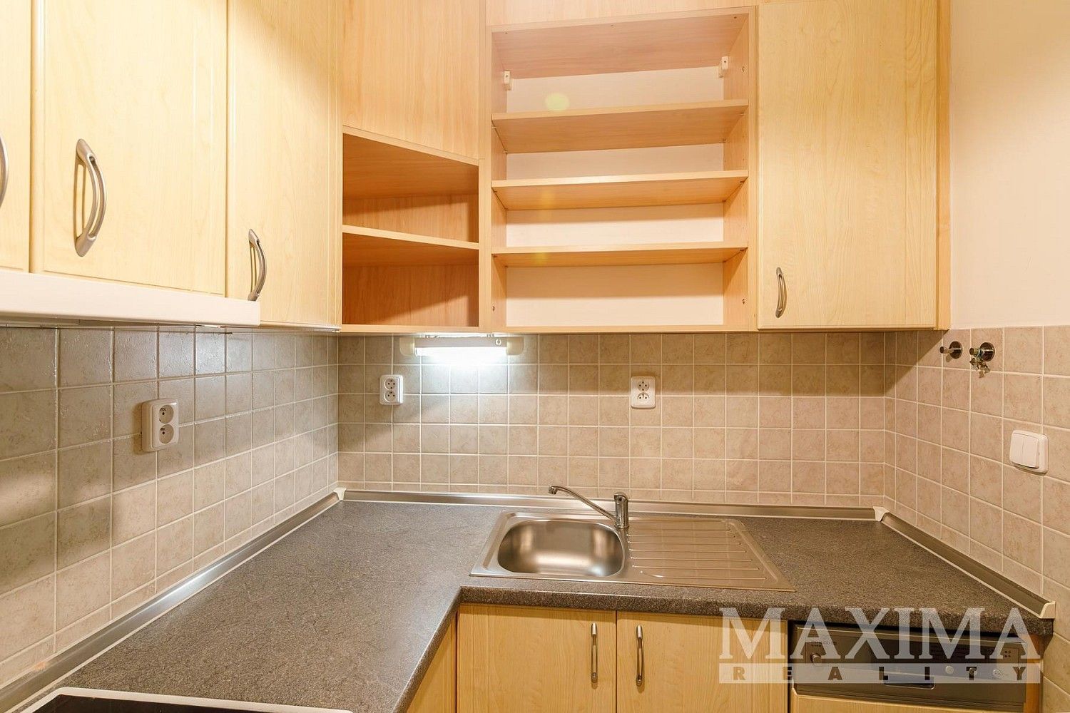 Pronájem byt 2+1 - Wichterlova, Praha 8 - Libeň, 72 m² - 5