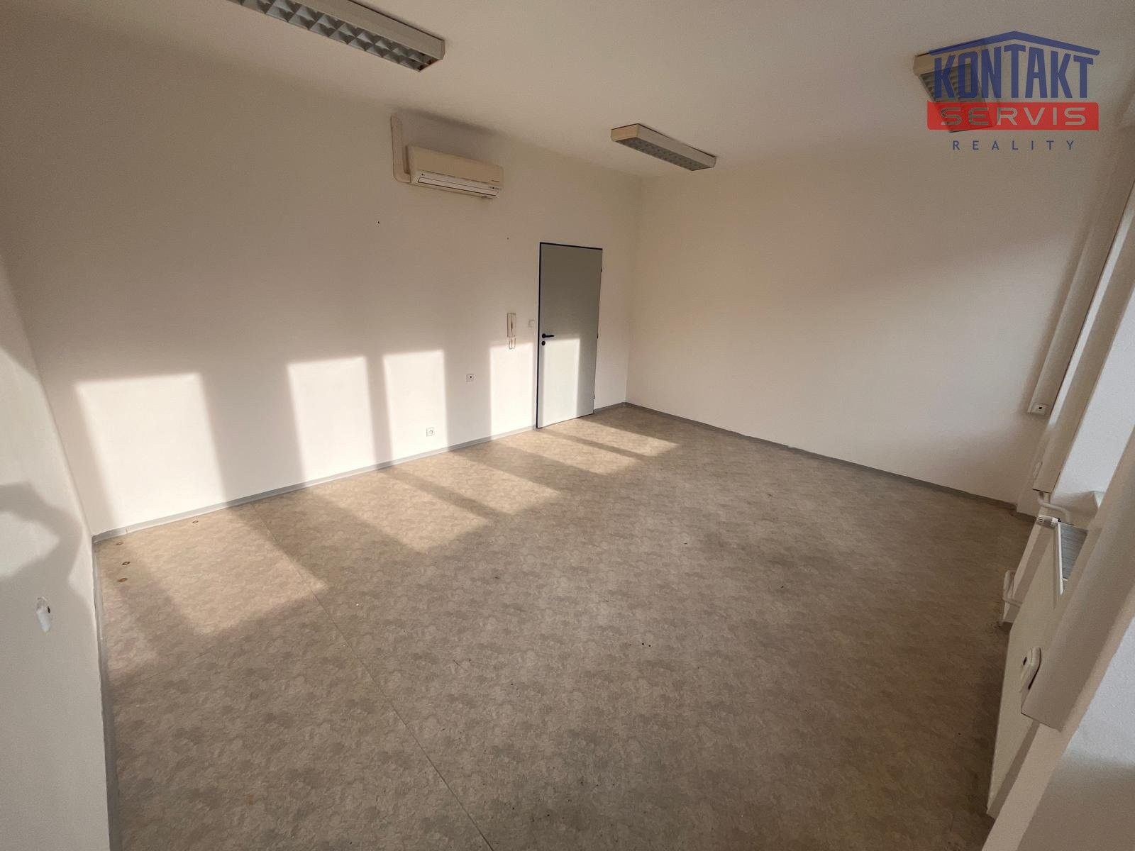 Kanceláře, České Budějovice 7, 15 m² - 2