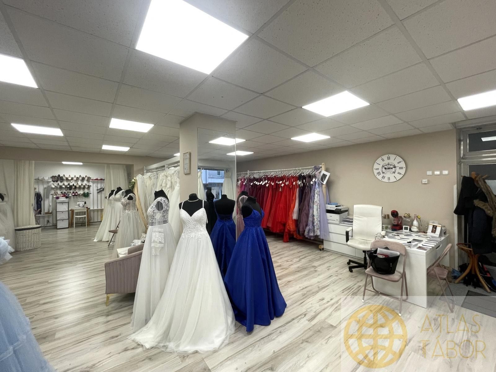 Pronájem obchodní prostory - Nerudova, Tábor, 90 m²