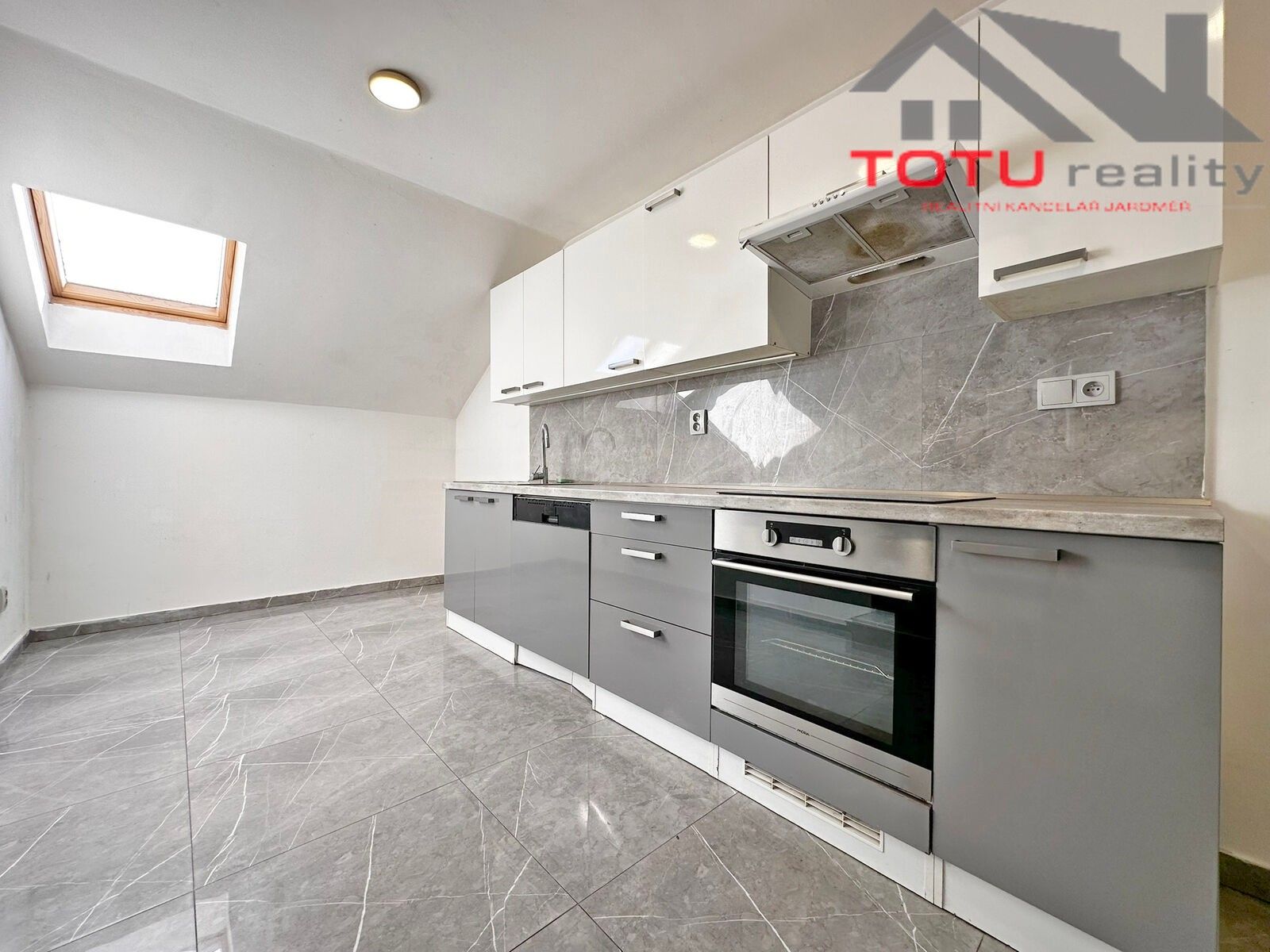 Pronájem byt 3+1 - Voletinská, Trutnov Poříčí, 86 m² - 2