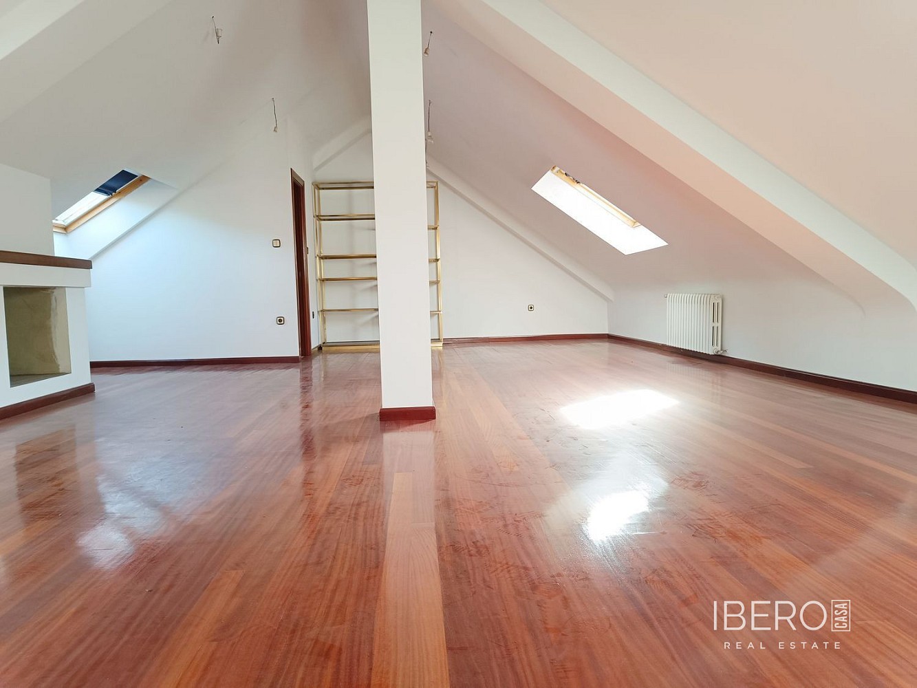5+kk, Lena, Španělsko, 234 m² - 2