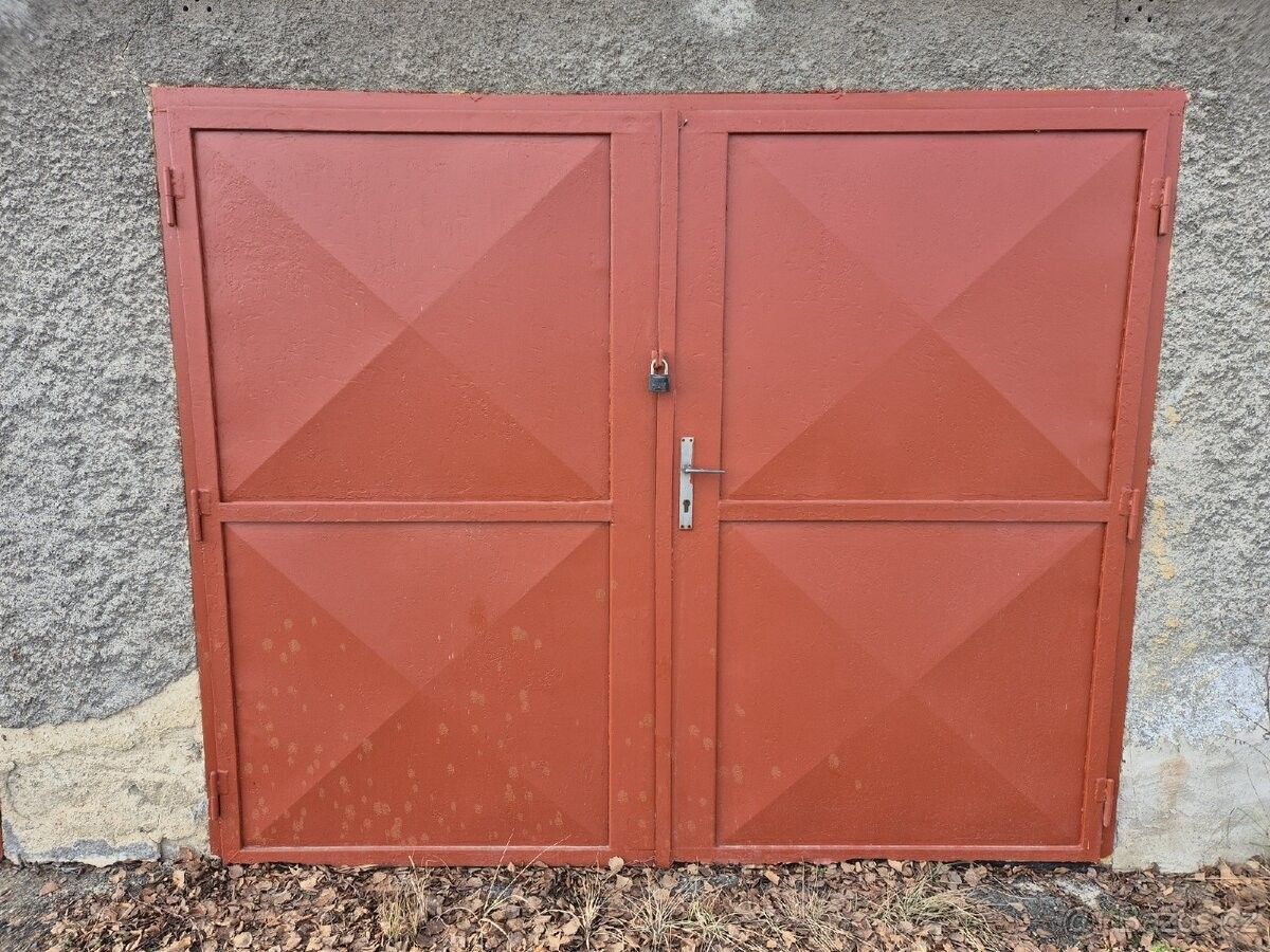 Garáže, České Budějovice, 370 01