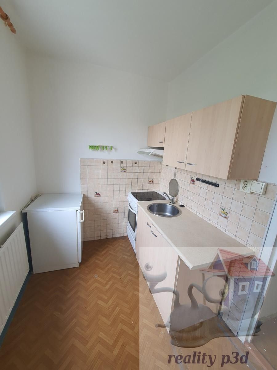 Pronájem byt 1+1 - Roháče z Dubé, Česká Lípa, 39 m²