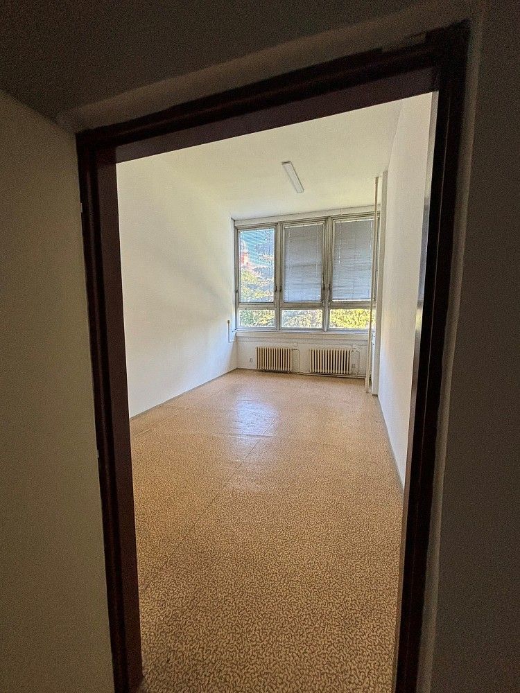 Kanceláře, Vrchlabí, okres Trutnov, 24 m² - 2