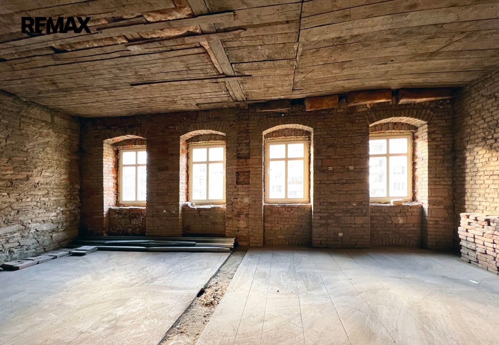 Rodinný dům · 492 m² · třída Dukelských hrdinů, Jáchymov - 4