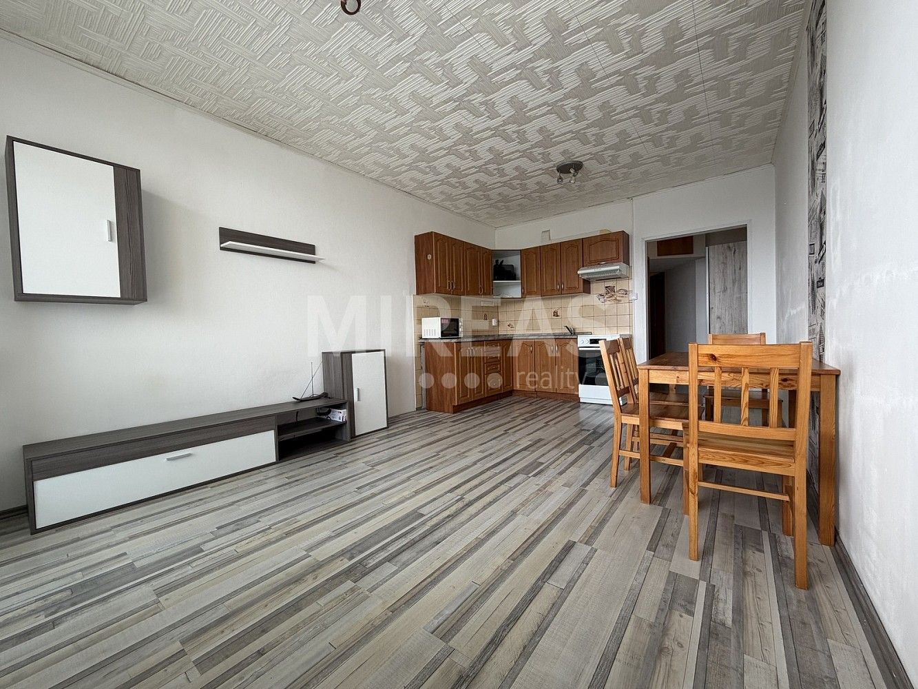 Byt 2+kk · 34 m² · Nad Školou, Liberec - Liberec XXX-Vratislavice nad Nisou - 3