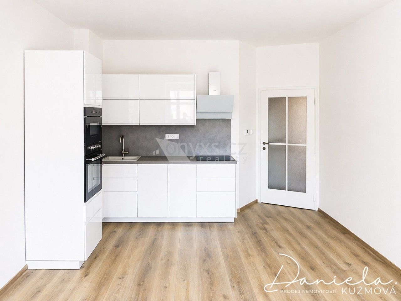 2+kk Apartment in Praha, Pankrác - View 3
