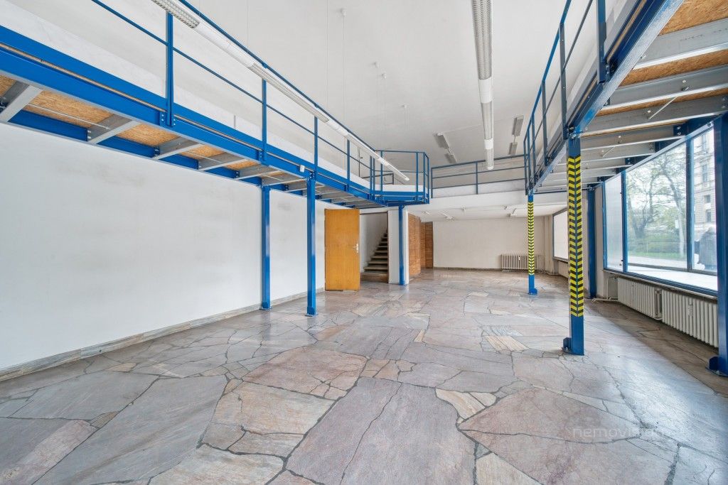 Obchodní prostory, 177 m²