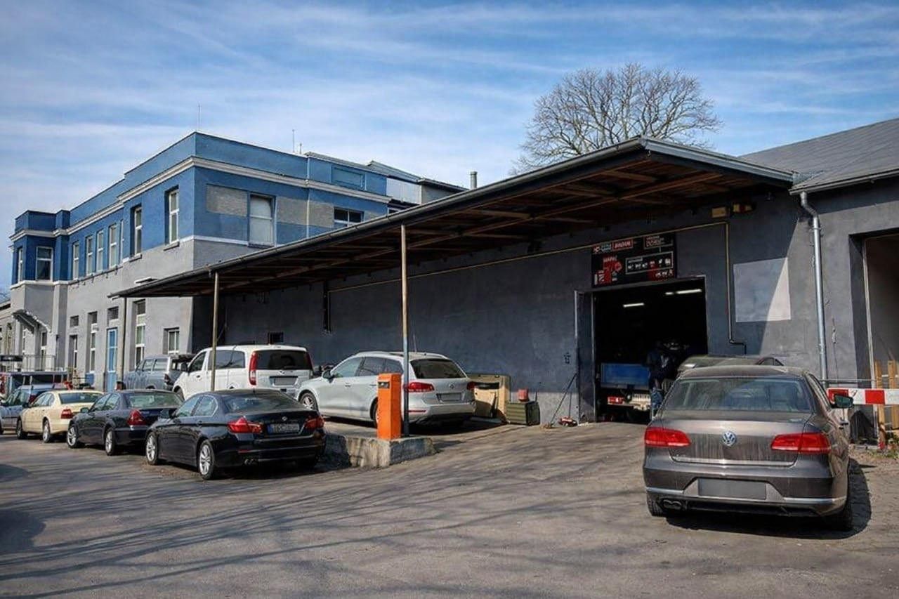 Výrobní prostory, U Meteoru, Praha, 388 m²