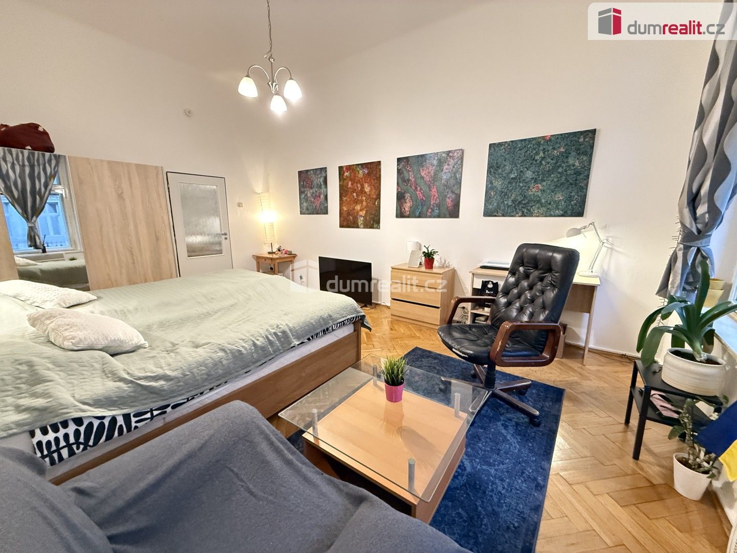 Pronájem byt 1+1 - Husitská, Praha, 42 m²