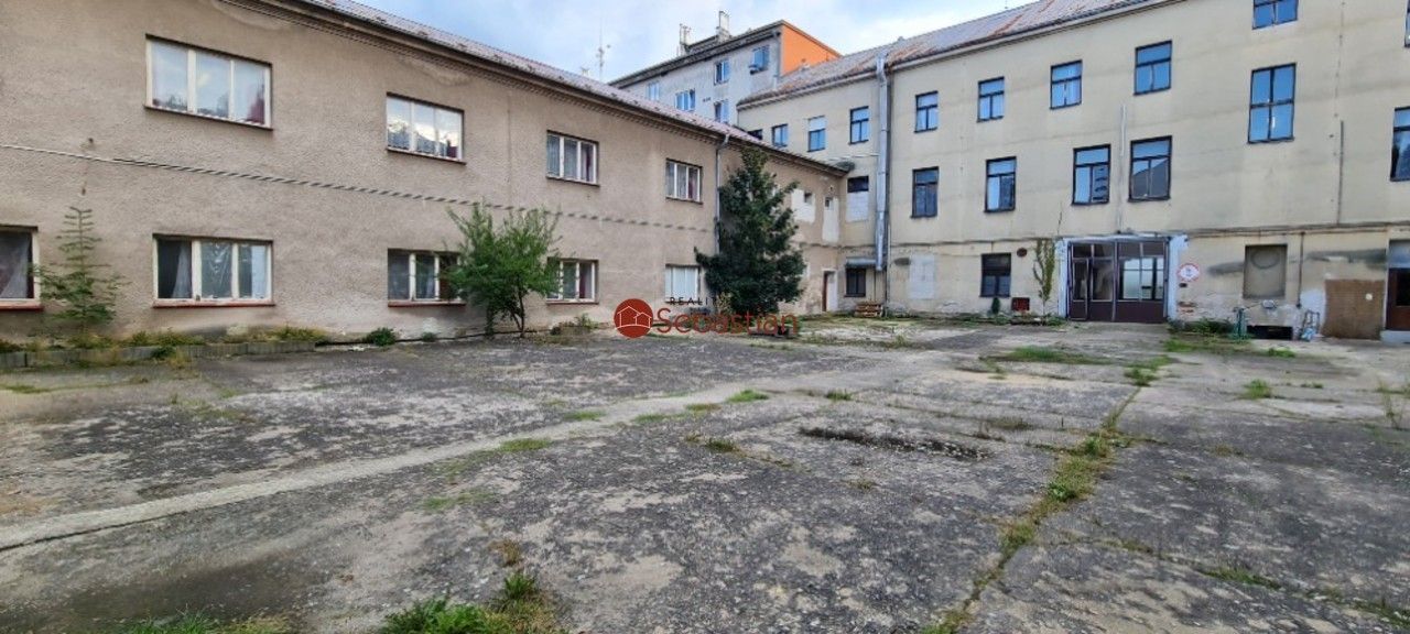 Garáž · 12 m² · Hlaváčova, Pardubice - 4