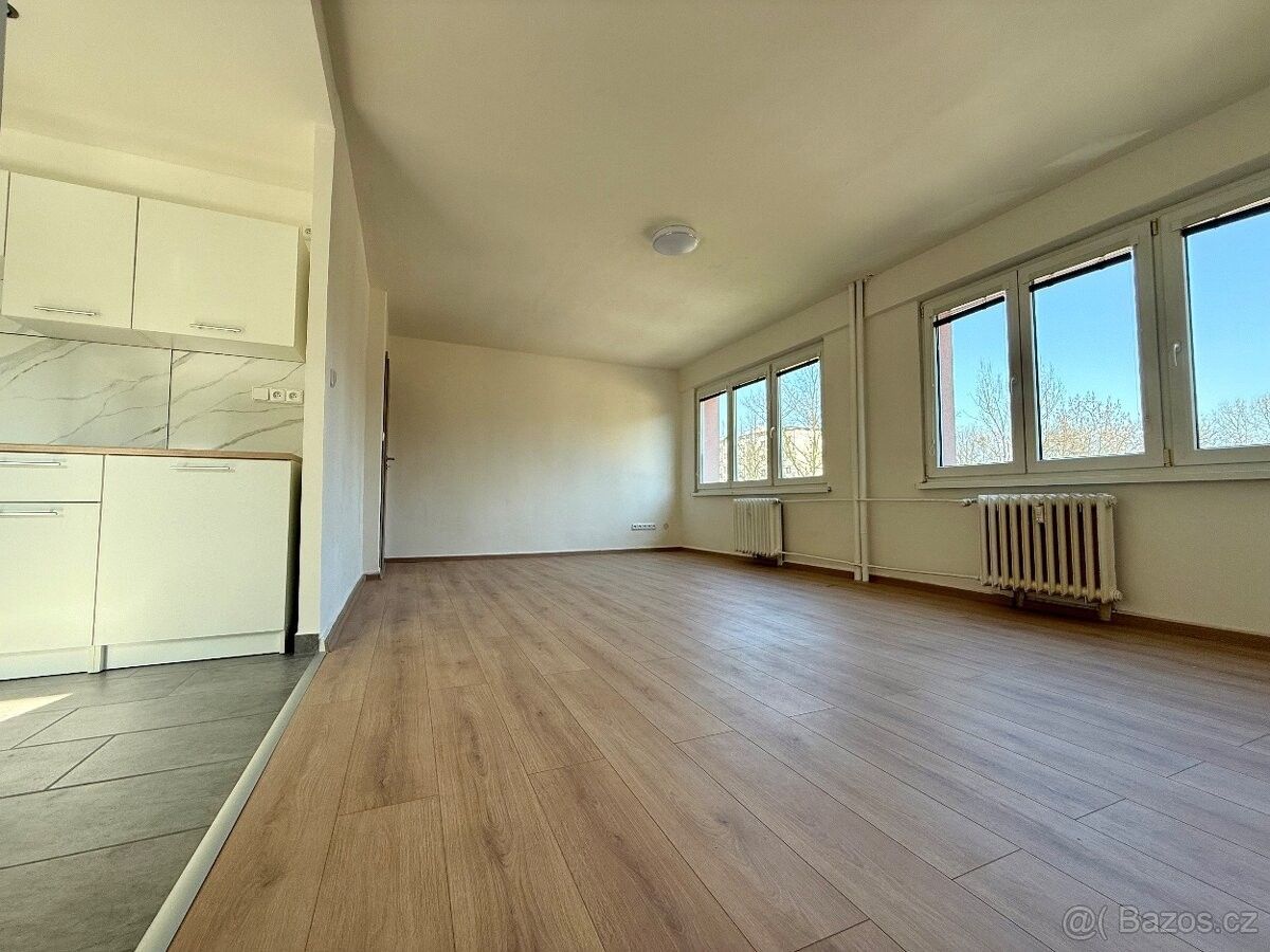 Pronájem byt - Frýdek-Místek, 738 01