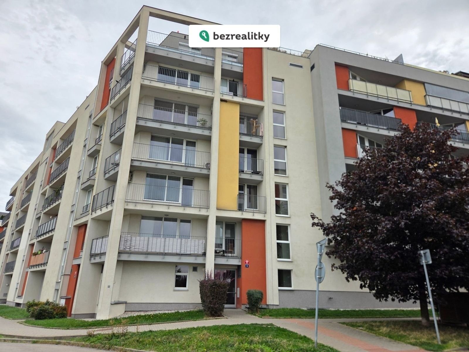 Prodej byt 2+kk - Tulešická 458, Praha Zličín, 53 m² - 1