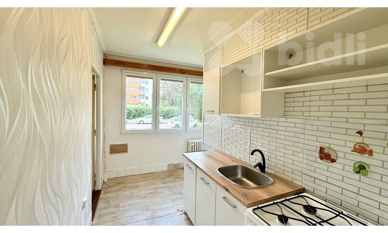 Prodej byt 3+1 - Varšavská 237, Pardubice Polabiny, 60 m² - 5