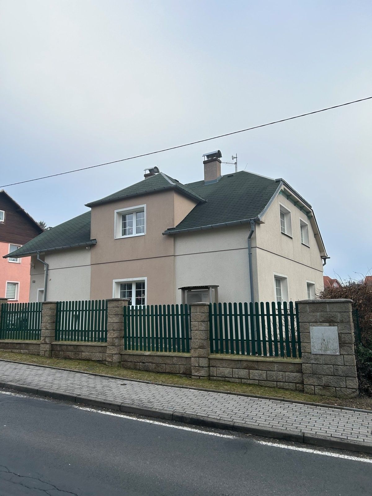 Rodinné domy, Kolová, 194 m²