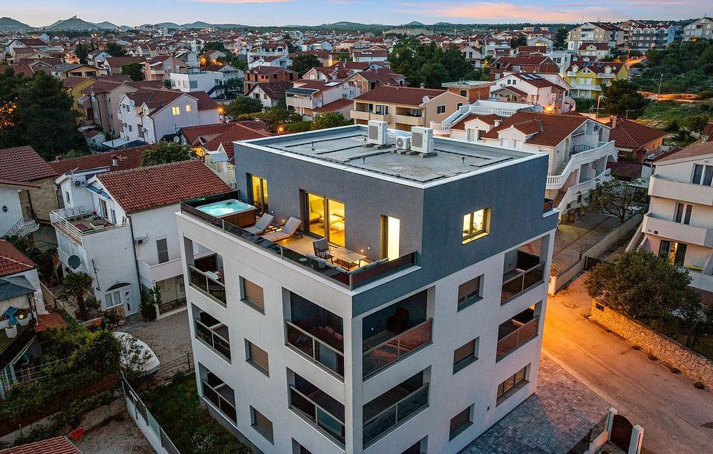 4+kk, Vodice, Sibensko-kninska zupanija, Chorvatsko, 80 m² - 2