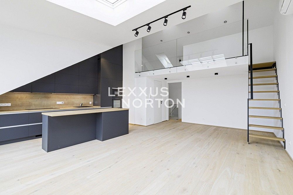 3+kk, Českomalínská, Praha 6 - Bubeneč, 123 m² - 2