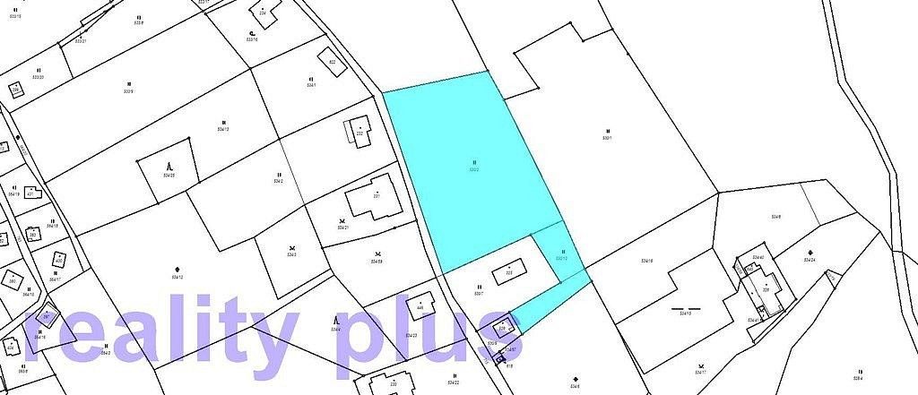 Louka, 6 951 m²